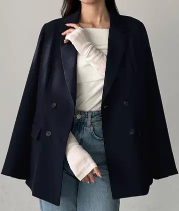 Louere 백 슬릿 테일러드 자켓