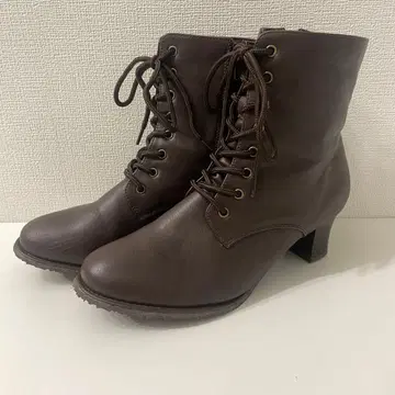 EASIER 레이스업 숏부츠 (L) 다크 브라운