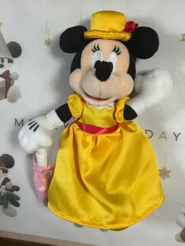 도쿄 디즈니랜드 호텔 미니 마우스 인형 배지 런호 배치