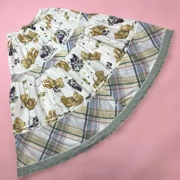 [시착만 한 상품] 핑크하우스 곰과 포도 패턴 스커트/2025년 여름