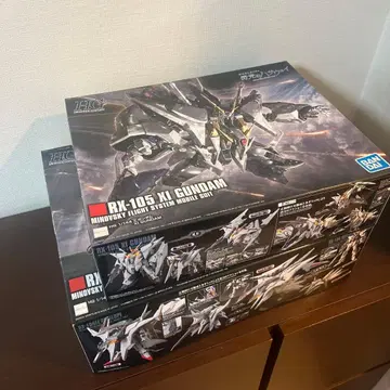 HG 페넬로페와 크시 건담 세트