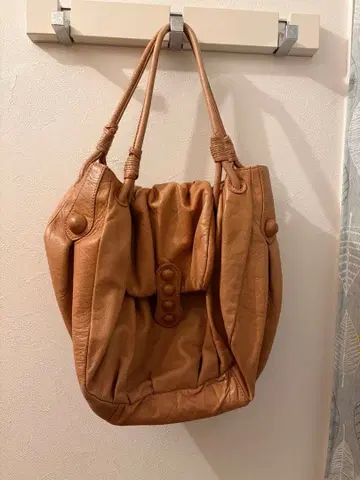 TREASURE TOPKAPI 가죽 숄더백