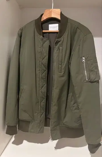 URBAN RESEARCH MA-1 자켓 올리브