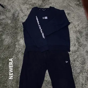 NEW ERA 맨투맨 셋업