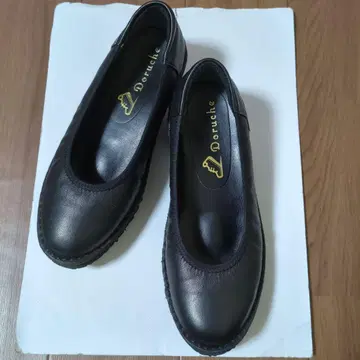 돌체 펌프스 23cm