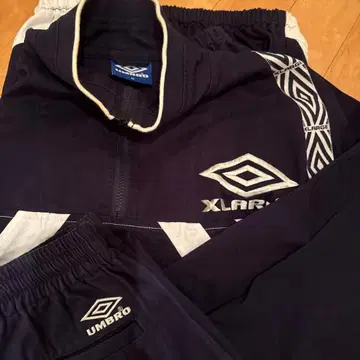[ 즉시 완판 ] XLARGE X UMBRO 콜라보