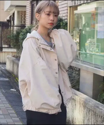 tiptop 빅 실루엣 마운틴 파카 아이보리