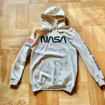 Neon Riot x NASA Hoodie M 크림색