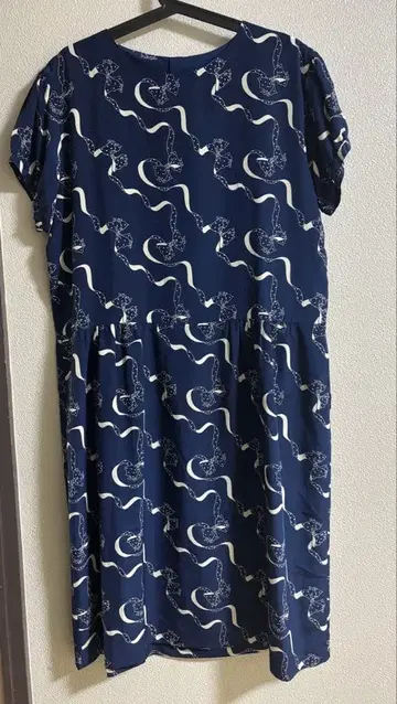 핑크하우스 리본 프린트 반팔 원피스 네이비