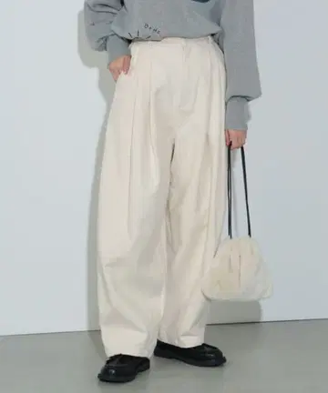 BEAMS HEART 트윌 배럴 팬츠