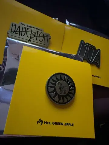Mrs. GREEN APPLE 핀 배지 3개 세트