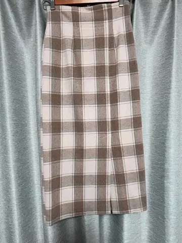 멜톤 체크 타이트 스커트