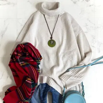 새상품급* 스픽 앤 스팬 울 캐시미어 터틀넥 풀오버 베이지