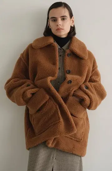 CLANE RIDGE POCKET BOA OVER COAT