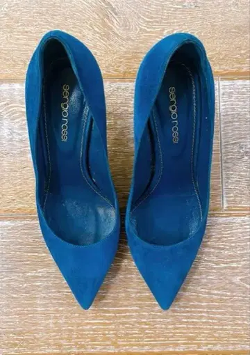 세르지오로시 터콰이즈 블루 스틸레토 펌프스
