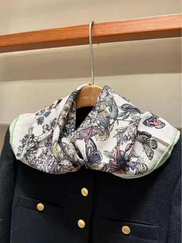 하자품 브랜드 실크 머플러