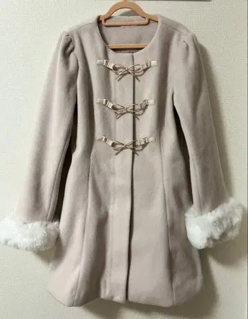 evelyn 리본 비트 코트 2024