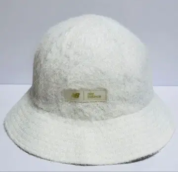 뉴발란스 여성용 페더 버킷햇 화이트 새상품