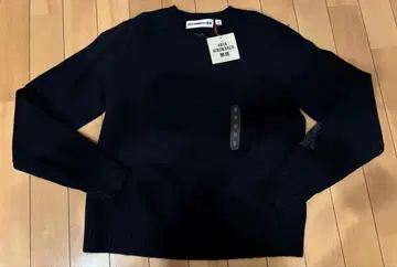 유니클로 안야 힌드마치 캐시미어 크루넥 스웨터 네이비 S