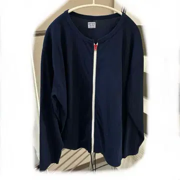 Clip tab 네이비 집업 긴팔 가디건