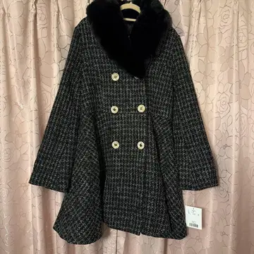 퍼가 달린 더블 브레스트 트위드 코트