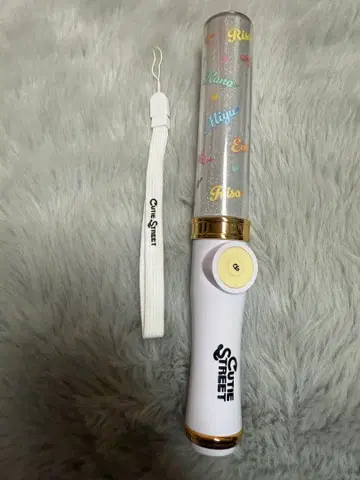 CUTIESTREET 큐스트 응원봉 ver.2