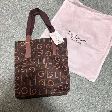 Guy Laroche 로고 프린트 숄더백