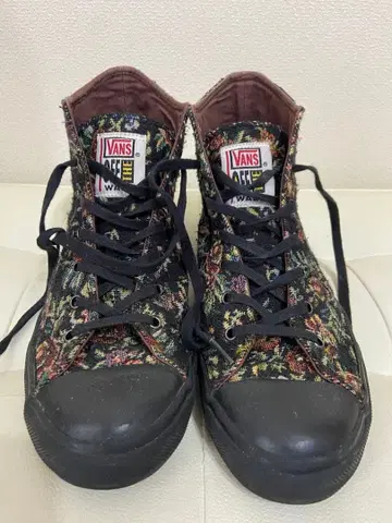VANS 플라워 패턴 하이컷 스니커즈