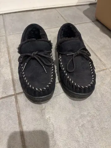 Vans 블랙 모카신 스웨이드