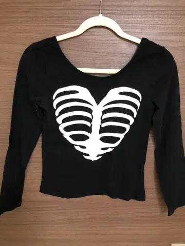 [ H&M ] 스컬 셔츠 여성용 2개 세트