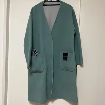 QTUME. 노카라 리버서블 코트