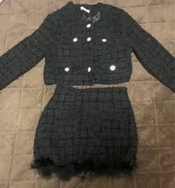 TITTY&amp;CO. 2024AW 트위드 셋업 하자 있음