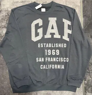 [ 새상품 미사용 ] GAP 긴팔 트레이닝복 L 사이즈