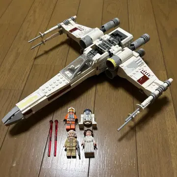 레고 스타 워즈 75301 X윙