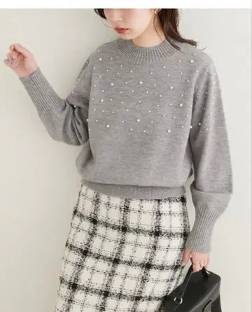 택 포함, 새상품. 내추럴 꾸뛰르 별하늘 펄 니트.