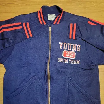 Champion SWIM TEAM 32 YOUNG 자켓 L 사이즈