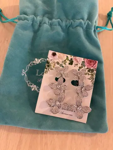 Love Tiana 버터플라이 귀찌