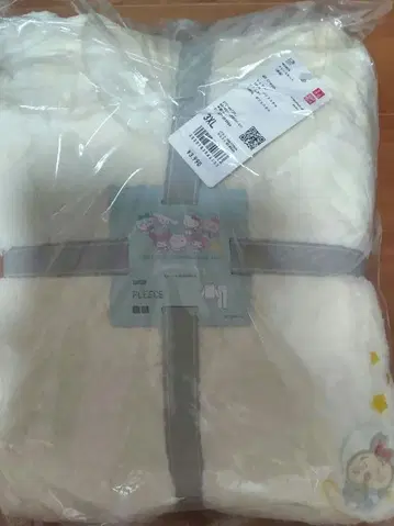 유니클로 룸웨어 플리스 파자마 산리오 치이카와 (먼작귀)