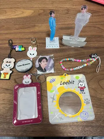 Stray Kids 스키즈 리노 굿즈