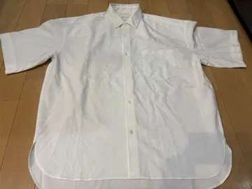 UNITED TOKYO (유나이티드 도쿄) 반팔 셔츠 화이트