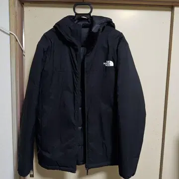 THE NORTH FACE 블랙 다운 자켓