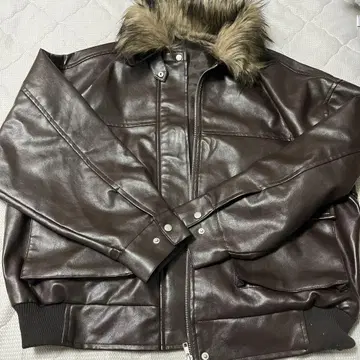 SPINNS 브라운 가죽 자켓