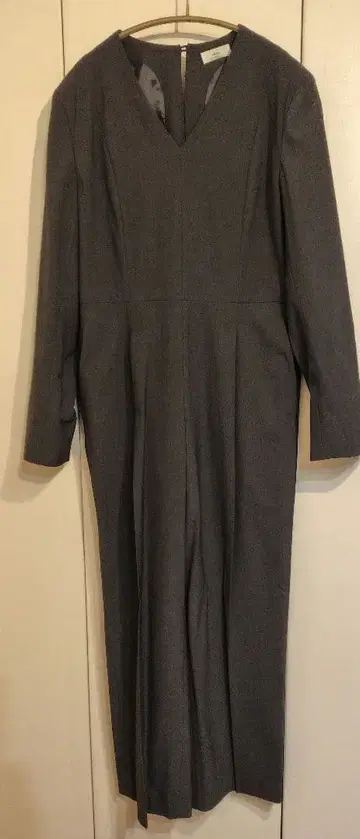 IENA & NAVY V넥 올인원