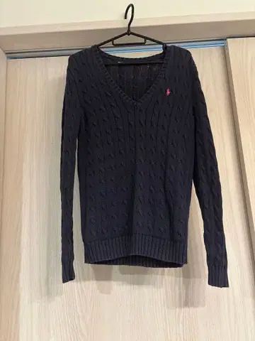 폴로 케이블 니트 V넥 스웨터 네이비