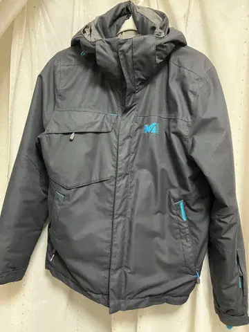 Millet GORE-TEX 마운틴 후드티 그레이