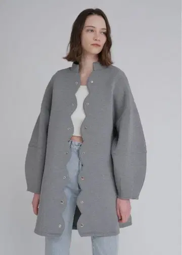 WILLFULLY 분또 딥 플리츠 스캘럽 디자인 OP