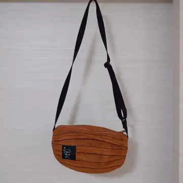 카구라야 타원형 다다미 테두리 숄더백 오렌지