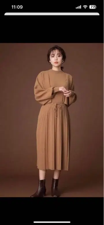 나노 유니버스 브라운 니트 원피스 플리츠 스커트