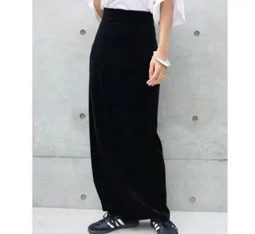 aere 하이 웨이스트 벨루어 스커트 36