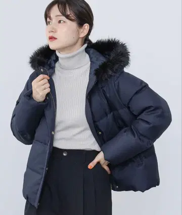 BEAMS HEART 발수 숏 다운 자켓 네이비